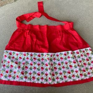 Handmaid Vintage Apron 💚♣️♦️♠️